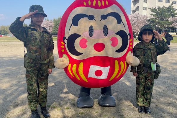 新町駐屯地創設７２周年創設記念行事