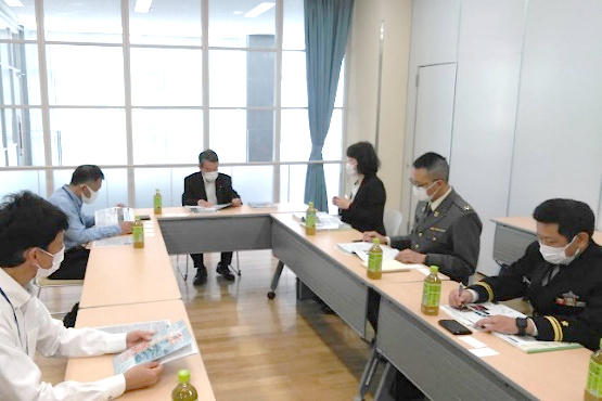 防衛白書説明