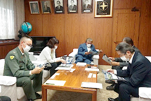 防衛白書説明
