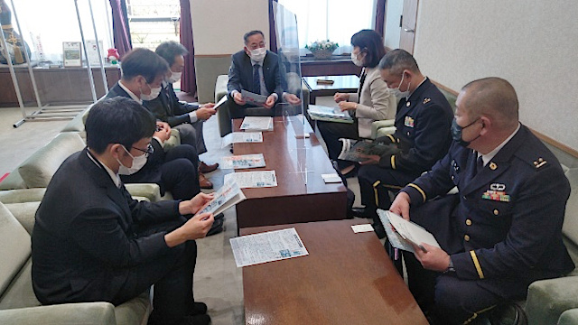 防衛白書説明