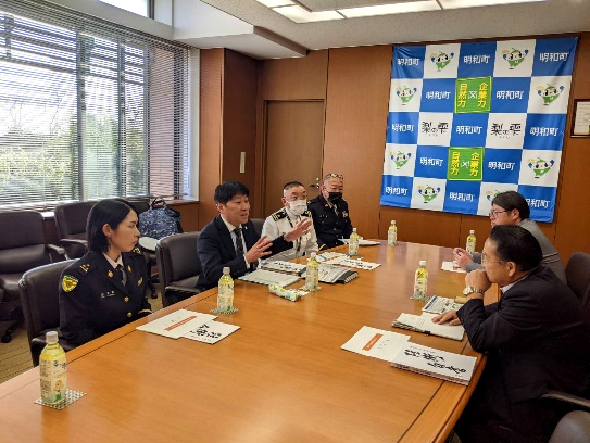防衛白書説明