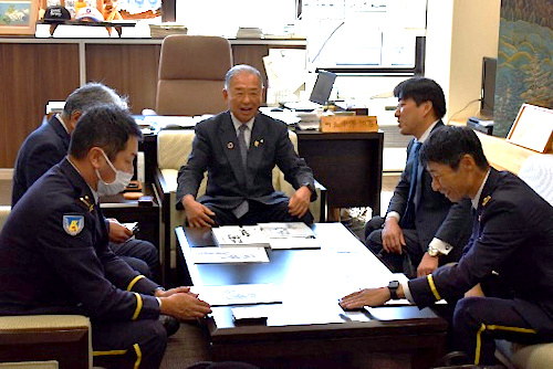 防衛白書説明
