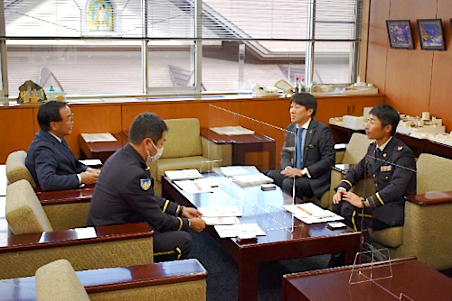 防衛白書説明