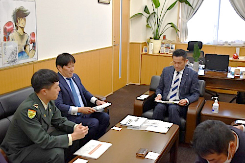 防衛白書説明