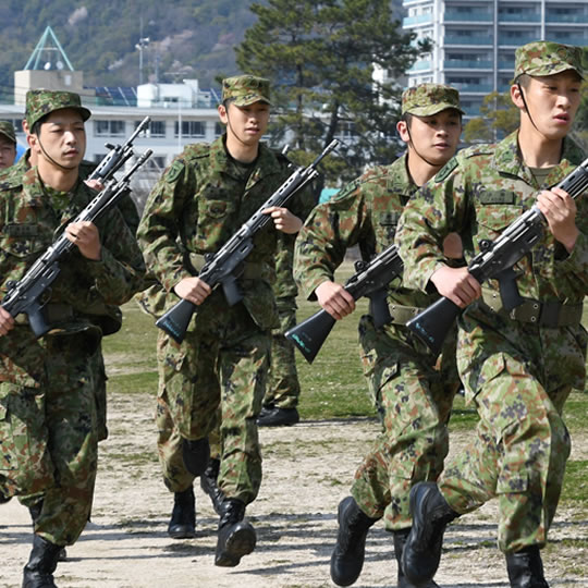 写真:陸上自衛隊訓練