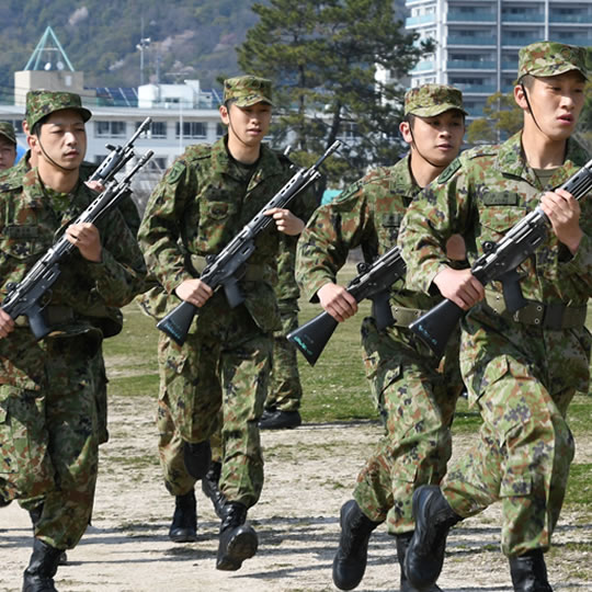 写真：陸上自衛隊訓練