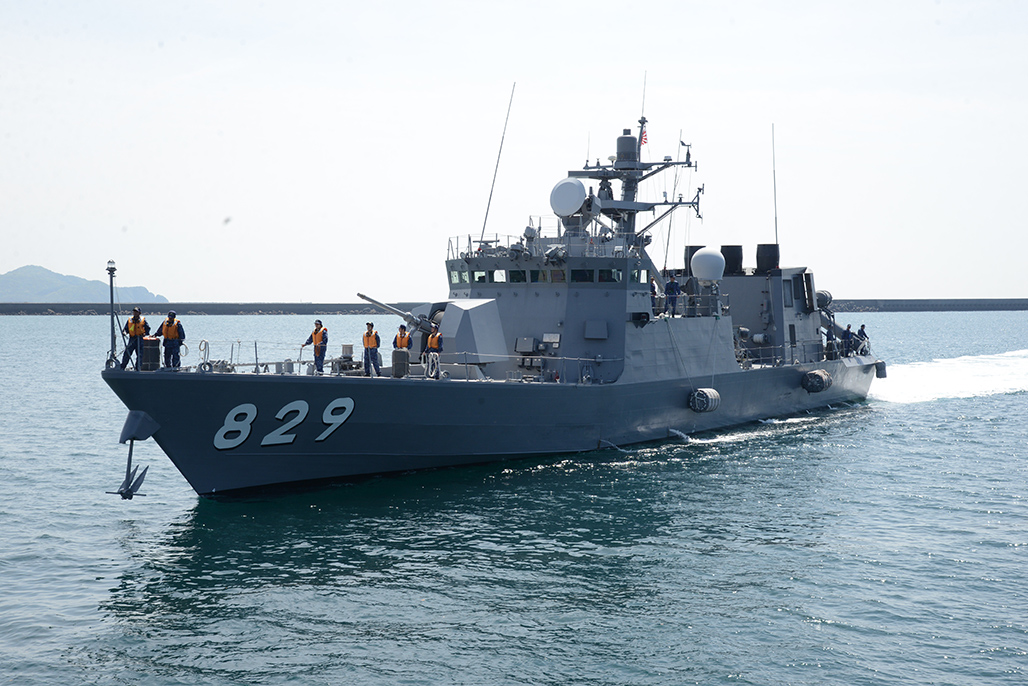 海上自衛隊 ミサイル艇「しらたか」艦艇広報 - 自衛隊鹿児島地方