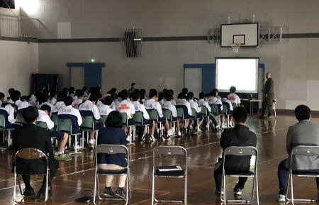 自衛隊についての説明