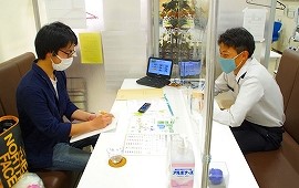 3密避けてマンツーマン！自衛隊説明会を実施