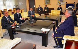 新潟県知事表敬で協力依頼