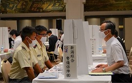 国防を支えた若人の新たな一歩 新潟県 任期制隊員合同企業説明会を開催