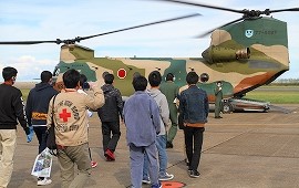 新潟の空を空中散歩 CH-47Jヘリコプター体験搭乗