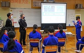 「平和を守る」スケールの大きさに反響 中学校の「総合的な学習の時間」を支援