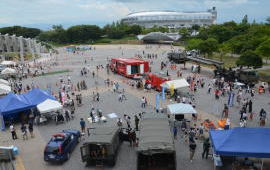 新潟を守る自衛隊車両特別展示 はたらくくるま大集合展で自衛隊をPR