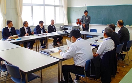 中学校長会で生徒募集協力を依頼