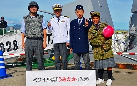 佐渡ヶ島「Sea級グルメ全国大会」！艦艇広報で自衛隊をPR！
