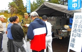 新発田市防災訓練参加　炊き出しでカレーライス提供！自衛隊をPR