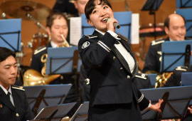 音楽のクリスマスプレゼント 航空中央音楽隊演奏会