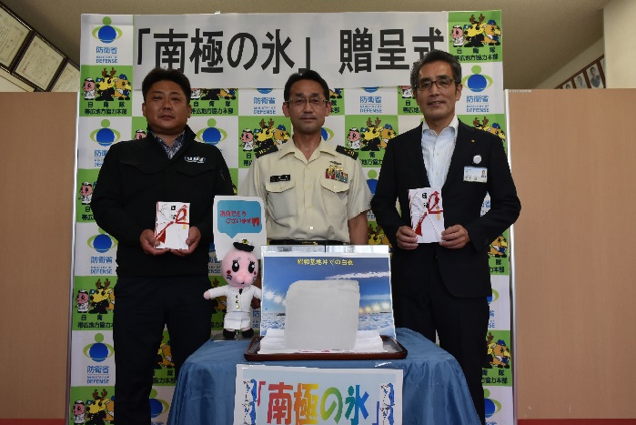 当選者との記念撮影