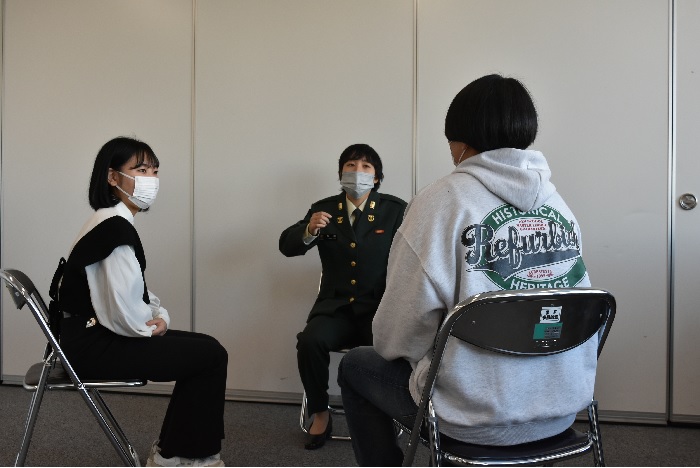 先輩隊員との懇談