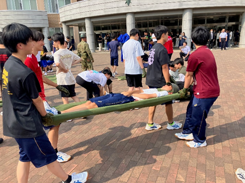 担架搬送実習