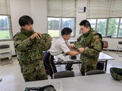 装具装着体験