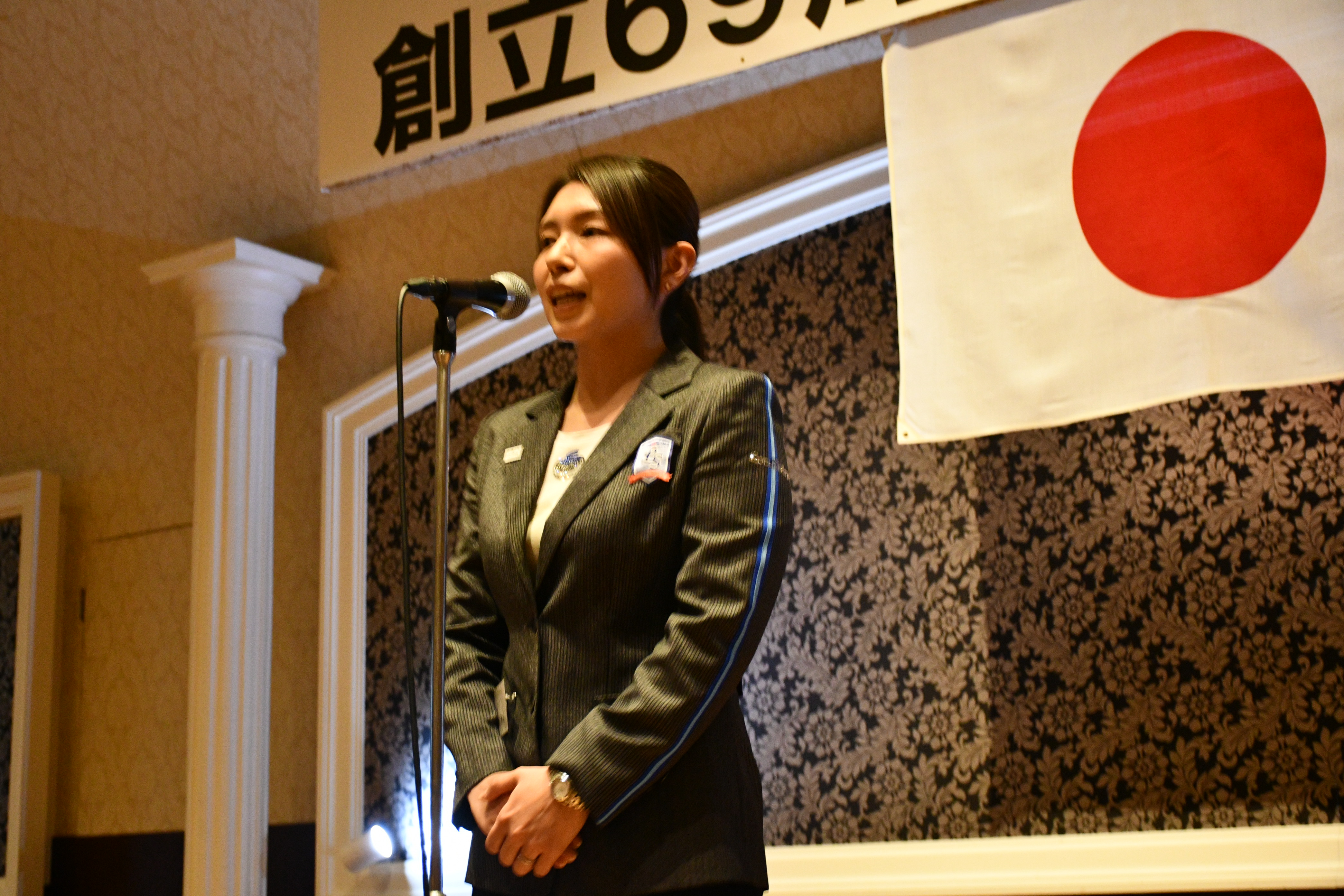 広報大使本橋麻里さんより激励