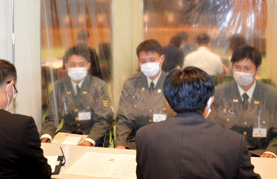 佐賀県の退職予定自衛官への合同企業説明会