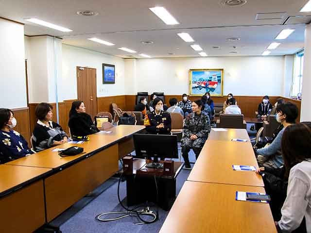 静浜女性限定バスツアー