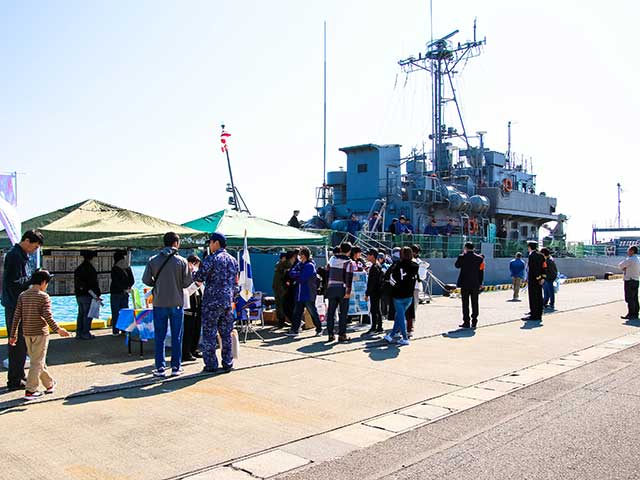 輸送艇２号体験航海