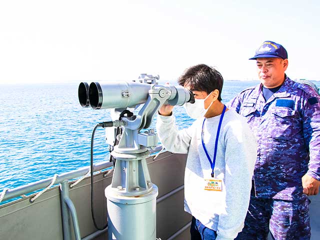 輸送艇２号体験航海