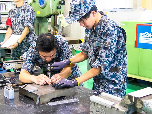 青少年防衛講座
