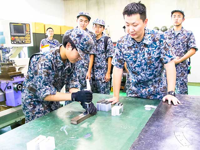 青少年防衛講座
