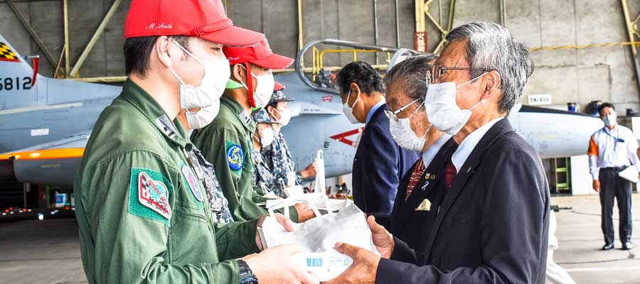 自衛隊家族会が浜松基地訪問　隊員を激励