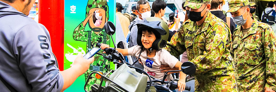国内外の模型ファンが自衛隊の装備品にくぎ付け　静岡ホビーショー