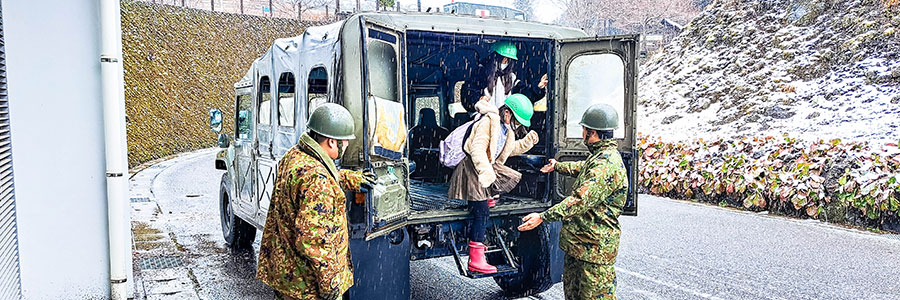 ステージイベントや体験で自衛隊をPR　富士山樹空の森まつり
