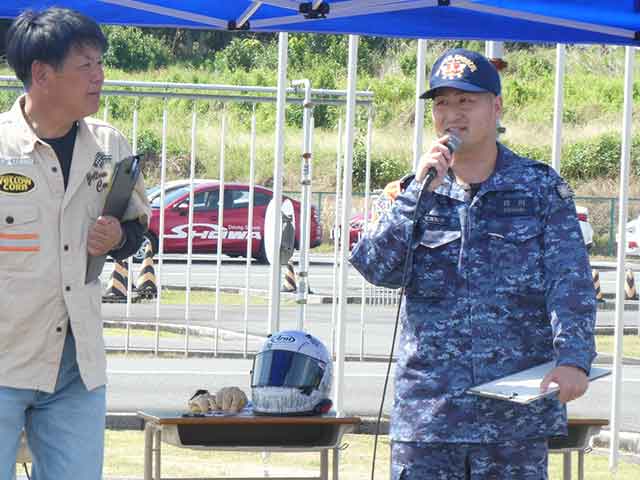 オートバイフェスタで自衛隊をPR