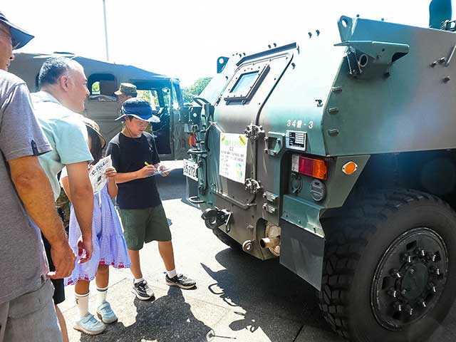 親子で楽しむ夏の思い出　商業施設で「自衛隊夏フェス」