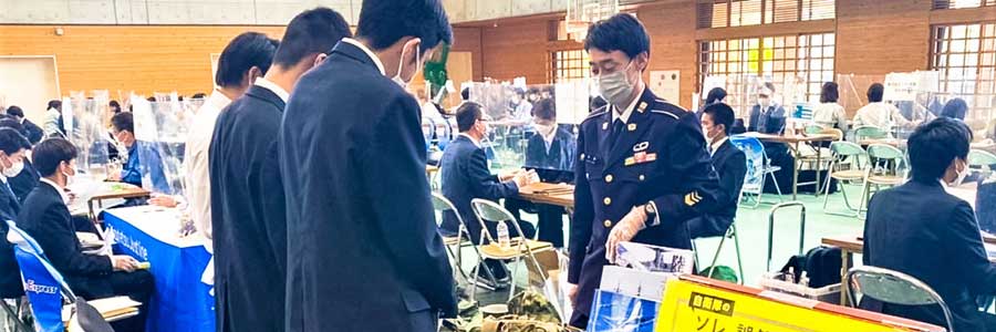 遠江総合高校マッチングフェスタで自衛隊の魅力を紹介