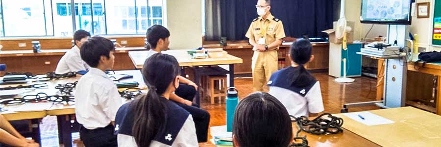 原野谷中学校で職業講話とロープワーク体験