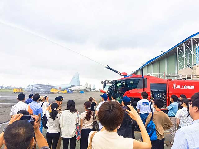 海自の航空部隊　厚木航空基地を見学