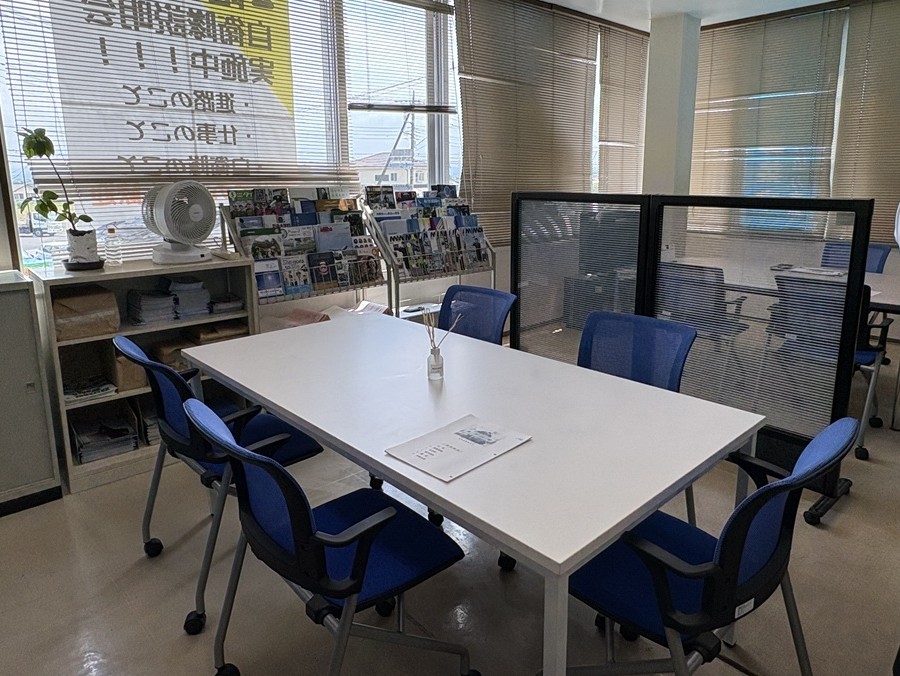 真岡募集案内所打ち合わせコーナー写真
