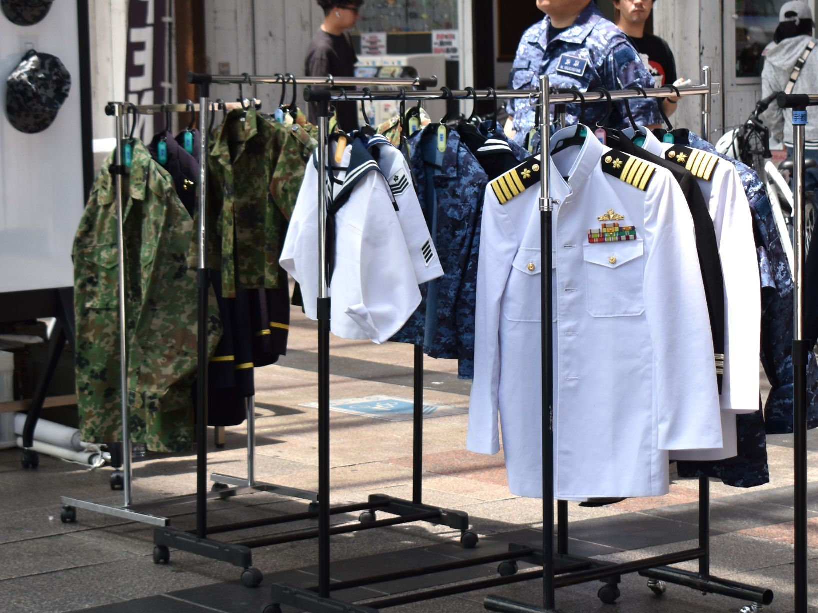 20260530グリーンフェスタ2026制服試着コーナー写真２