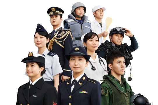 自衛官募集写真