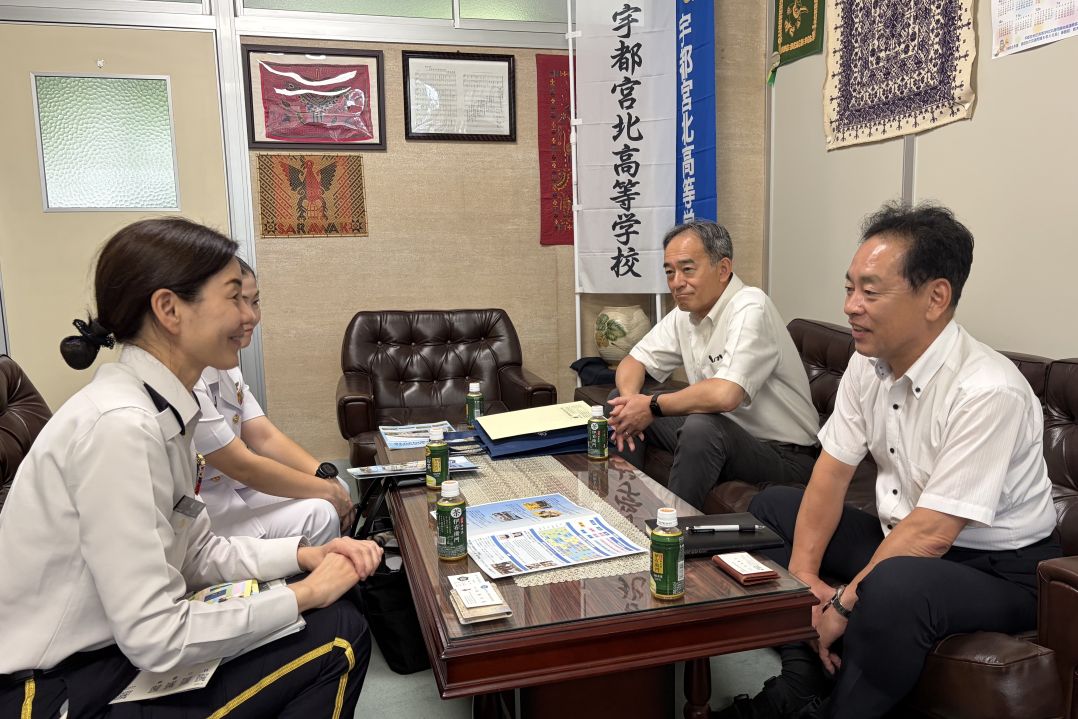 宇都宮北高等学校表敬写真２