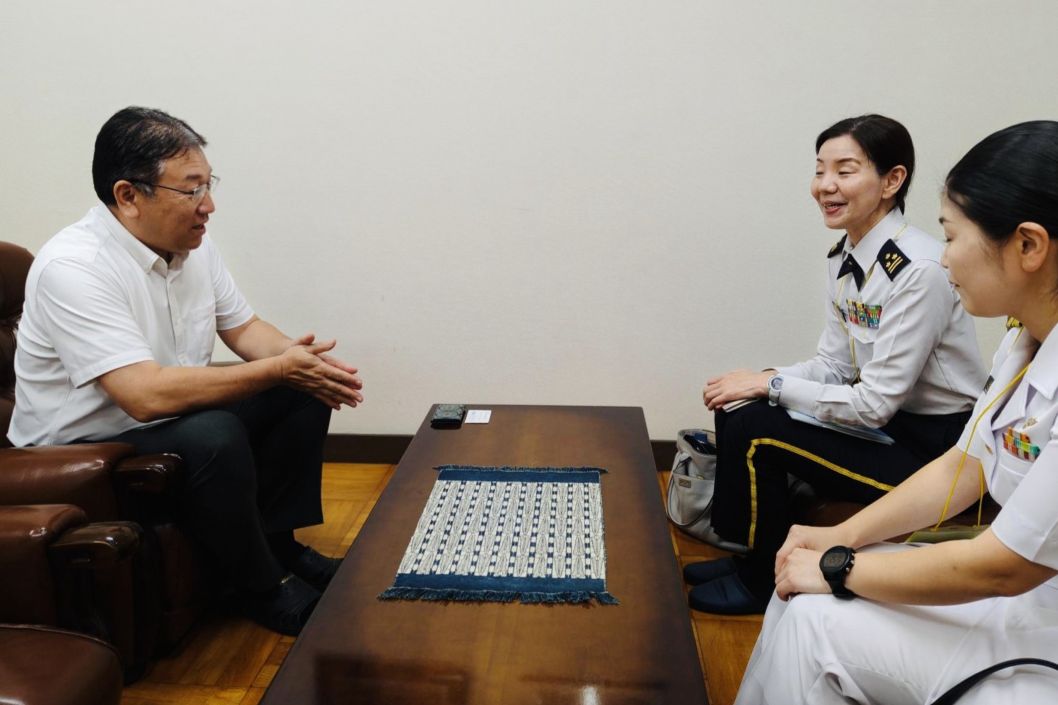 宇都宮南高等学校表敬写真１
