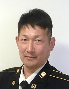 広報官／小柳　大二（こやなぎ　だいじ）